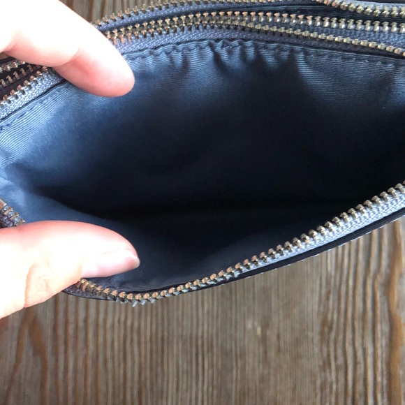 BRAND NEW COACH WRISTLET IN DUSTY BLUE! - Picture 3 of 6